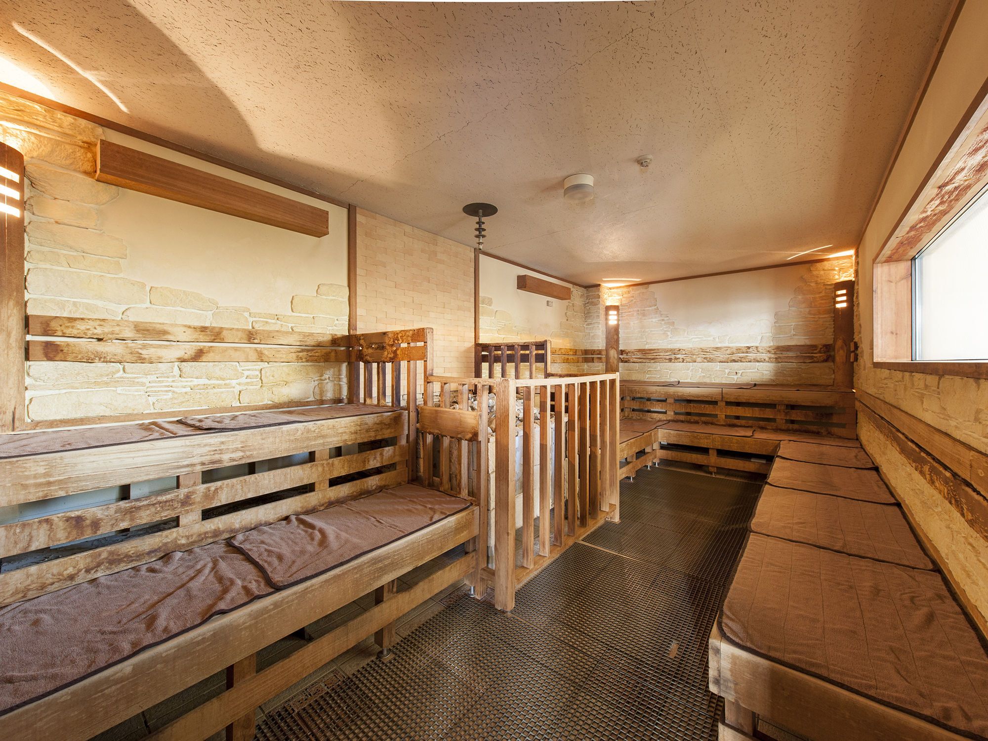Hana Hotel Fukaya & Spa Extérieur photo